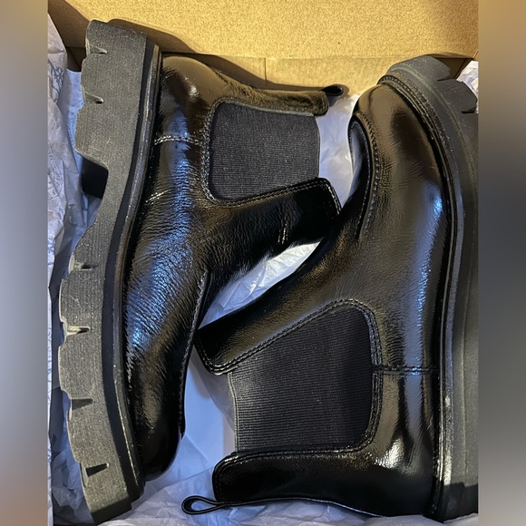 Practically NIB Softt black booties - Picture 2 of 10